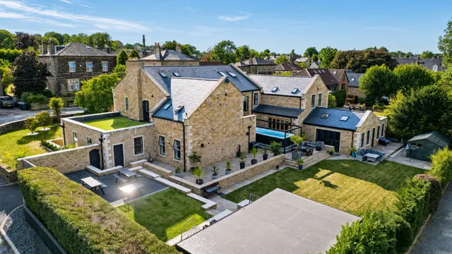 Monson Avenue, Calverley, LS28, photo 1