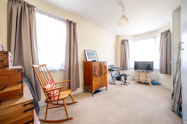 Photo 2 — 435 Romford Road, London