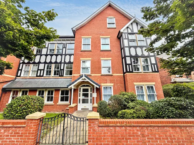 Groby Road, Altrincham, WA14, photo 1