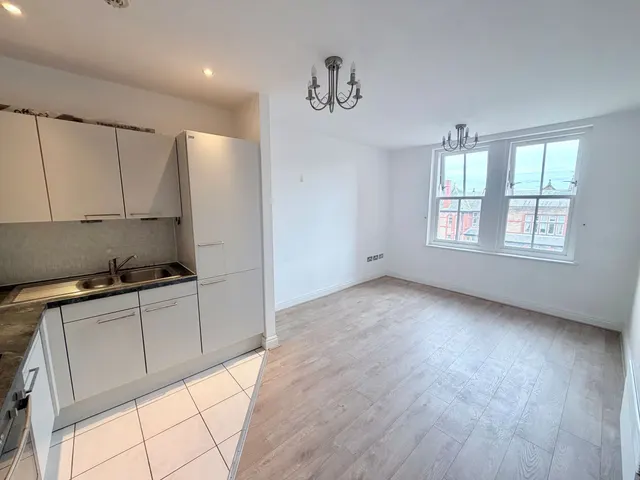Groby Road, Altrincham, WA14, photo 2