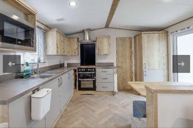 Tiddington Road, Stratford-Upon-Avon, CV37, photo 2