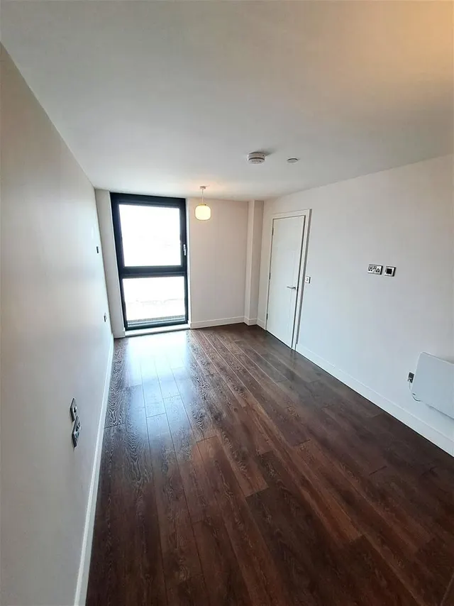 Triskelion Way, Liverpool, L3, photo 1