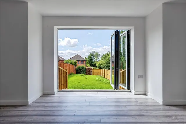Netherhey Street, Oldham, OL8, photo 3