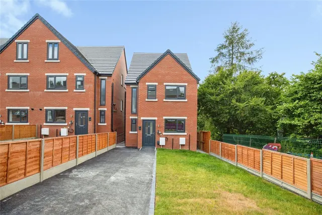 Netherhey Street, Oldham, OL8, photo 1
