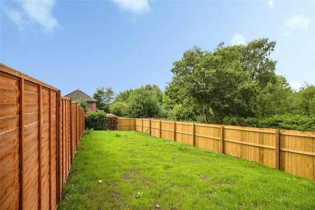 Netherhey Street, Oldham, OL8, photo 2