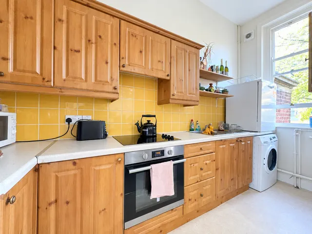 Clarendon Road, Leeds, LS2, photo 3