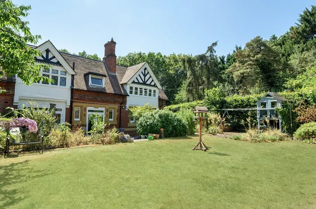 Church Road, Farley Hill, Reading, Berkshire, RG7 1UD, photo 1