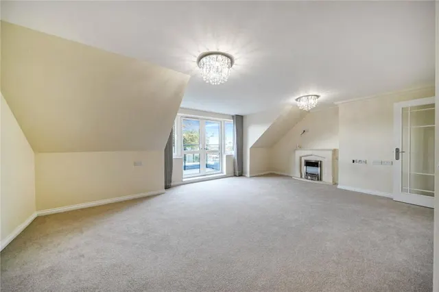 Chiltern Lodge, Princes Risborough, HP27, photo 2