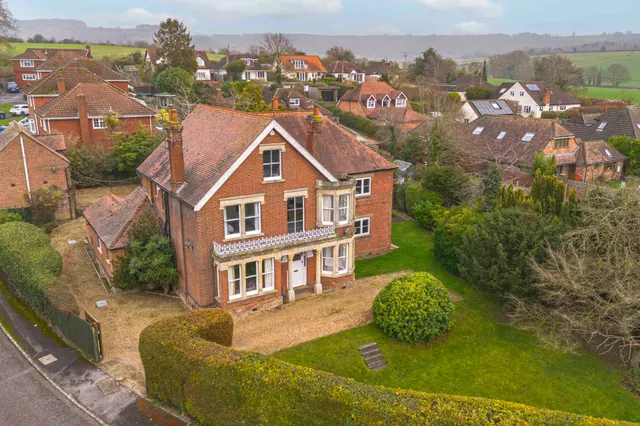 Windmill Hill, Princes Risborough, HP27, photo 2