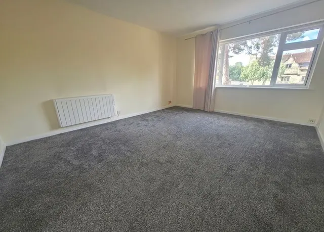 Photo 2 — St. Johns Court, Warwick, Warwickshire, CV34