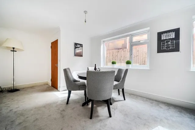 Northbrook Street, Newbury, RG14, photo 3