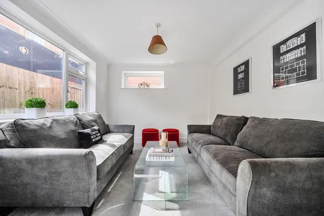 Northbrook Street, Newbury, RG14, photo 1