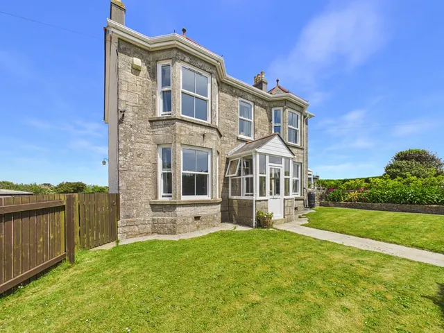 Croft Mason Rosudgeon, Penzance, photo 1