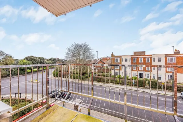 Photo 3 — Festing Road, Southsea, Hampshire, PO4