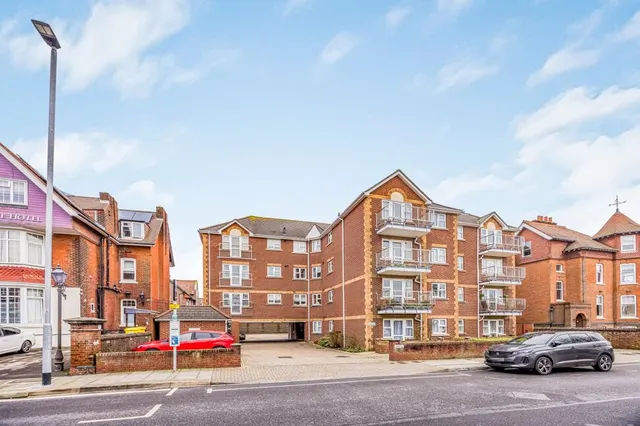 Photo 2 — Festing Road, Southsea, Hampshire, PO4