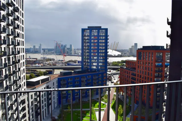 Hope Street, London, E14, photo 2