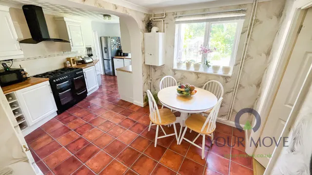 Cotswold Close, Bedford, MK41, photo 2