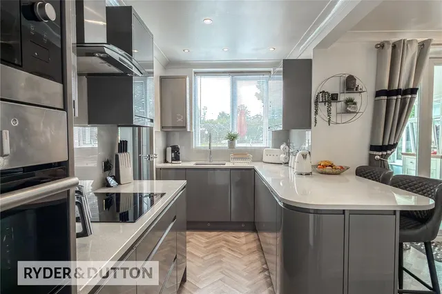 Shackliffe Road, Moston, M40, photo 2