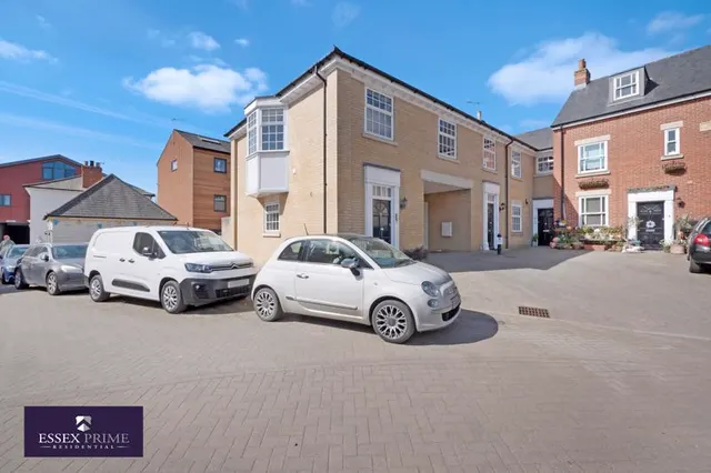 Photo 3 — Oakleigh Court Wivenhoe, Colchester CO7 9DQ