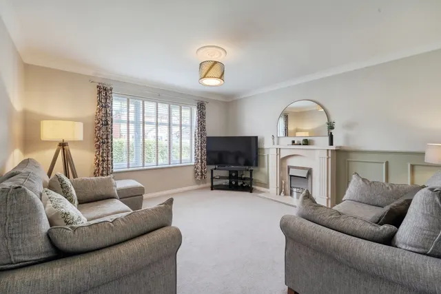 Coppice Close, Lostock, BL6, photo 2