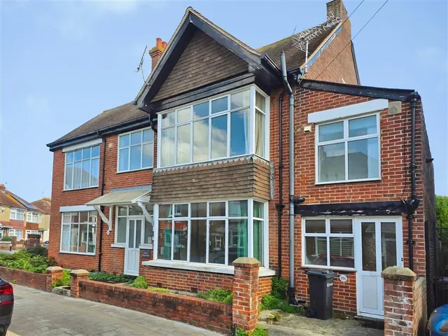 Northwood Road, Portsmouth, PO2, photo 2