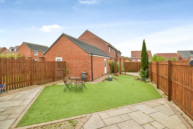 Photo 3 — Ceremony Wynd, MIDDLESBROUGH, Cleveland, TS4