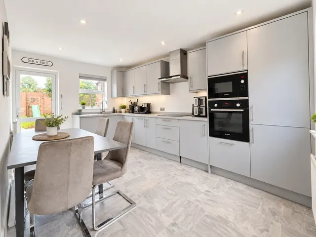 Home Orchard, Yate, BS37, photo 3
