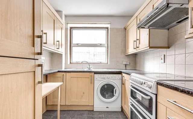 Albert Bridge Road, Battersea, SW11, photo 2