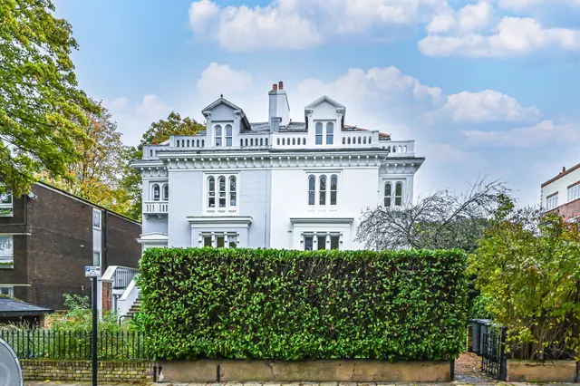 Flat 3, 73 Park Hill, London, photo 1