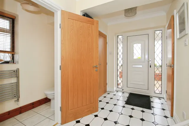 Middle Street, Farcet, PE7, photo 2
