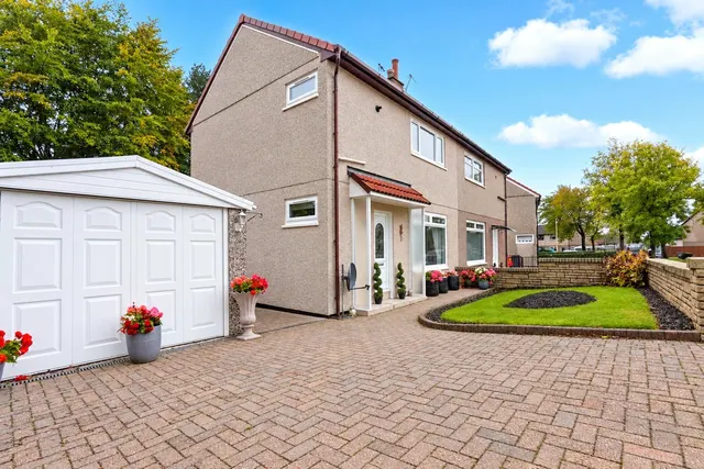 Murray Crescent, Maddiston, FK2, photo 1