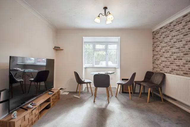 Photo 2 — Havelock Road, Biggleswade, Bedfordshire, SG18