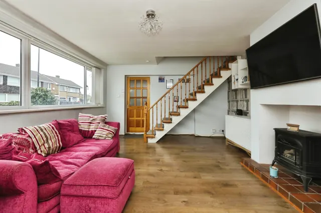 Braemar Road, Dunscroft, DN7, photo 3