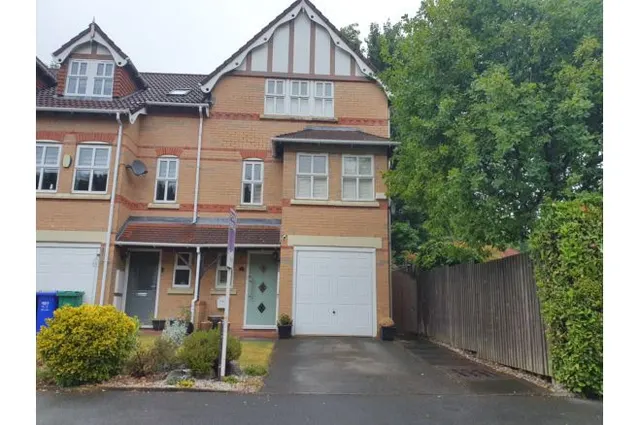 Dunmaston Avenue, Altrincham, WA15, photo 1