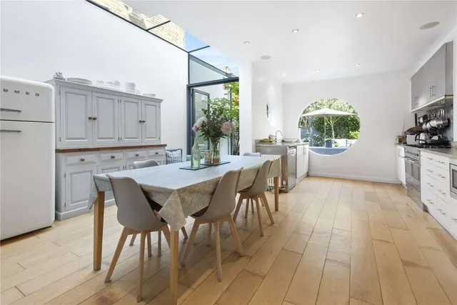 Gosberton Road, London, SW12, photo 1