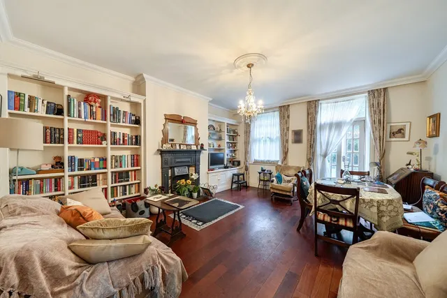 Shepherds Hill, Highgate, London, N6, photo 1