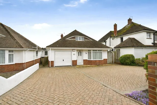 Saltdean Drive, Saltdean, BN2, photo 1