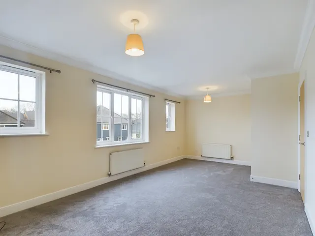 Richards Field, Chineham, RG24, photo 1