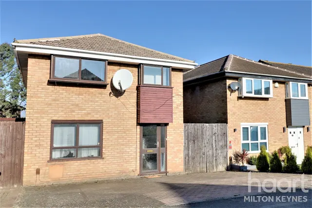 Favell Drive, Furzton, MK4, photo 1
