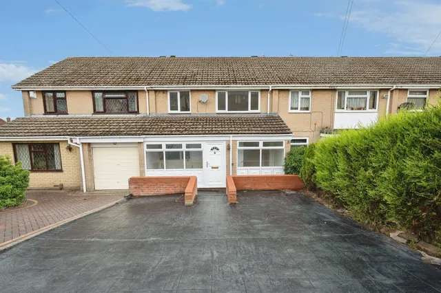 Thornleigh, Dudley, photo 1