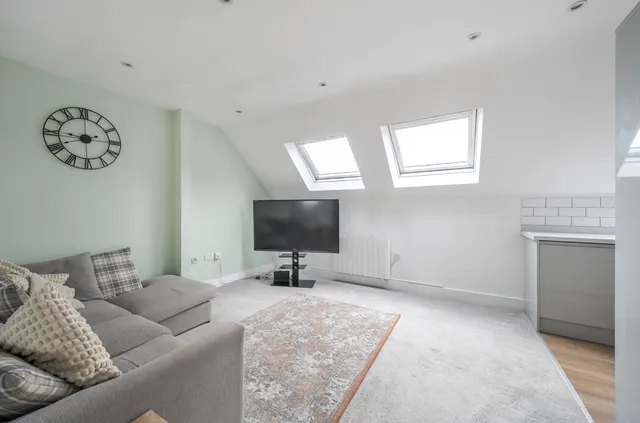 Claylands Road, Bishops Waltham, SO32, photo 2