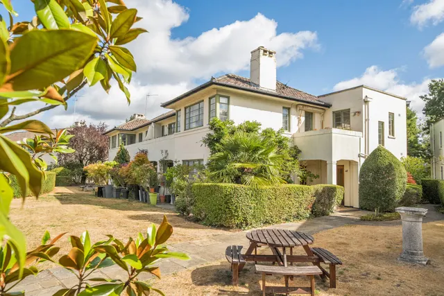 Colebrook Close, Putney Hill, SW15, photo 1
