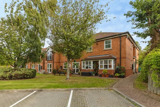 Cheltenham Court, Middleton St. George, DL2, photo 1