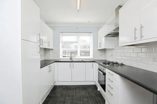 Danson Way, Rainham, ME8, photo 3