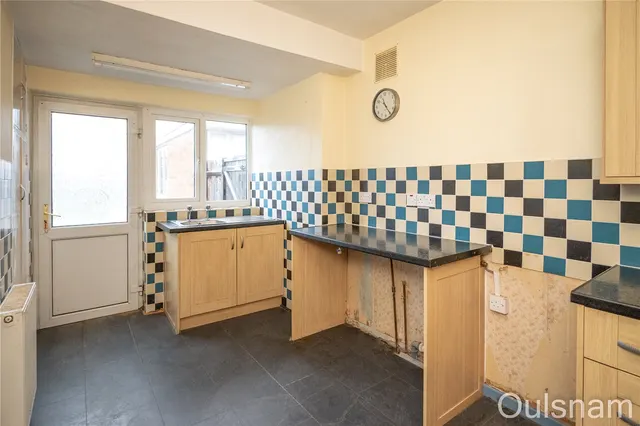 Photo 2 — Ashley Close, Kingswinford, West Midlands, DY6 9SX