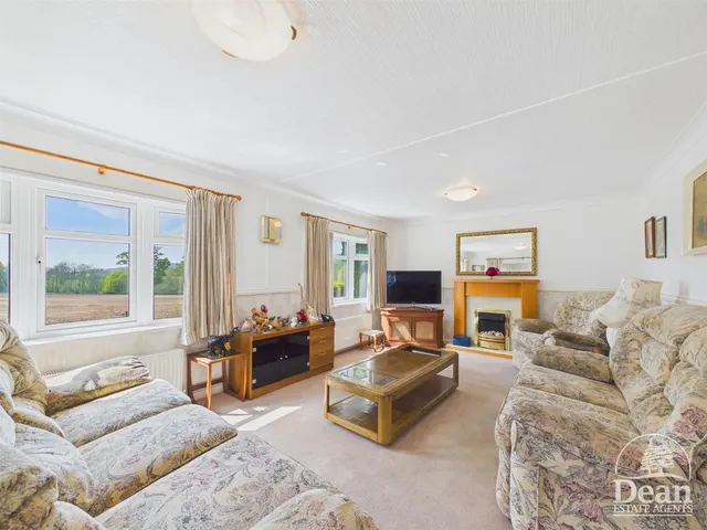 Clanna Alvington, Lydney, GL15, photo 2