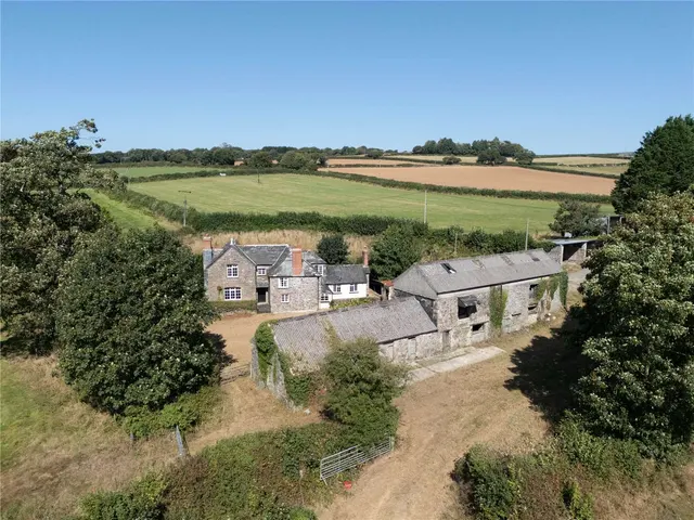 Liskeard, PL14, photo 1