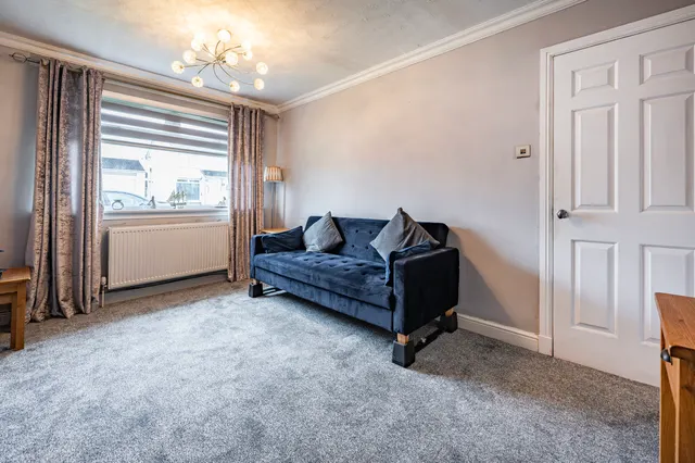 Inverewe Place, Glasgow, G46, photo 3