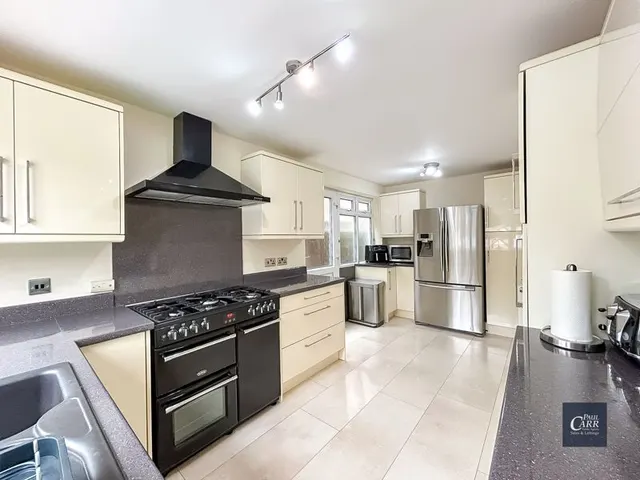 Linforth Drive, Streetly, B74, photo 3