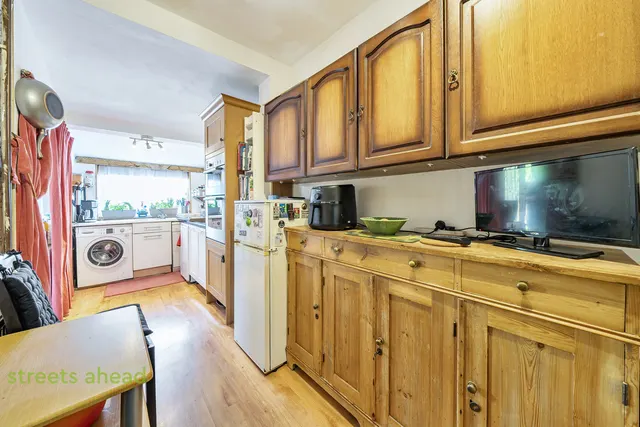 Ingram Road, Thornton Heath, CR7, photo 2